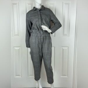 LUCCA Gray Plaid Women's Jumpsuit Long Sleeve Size Medium. D26